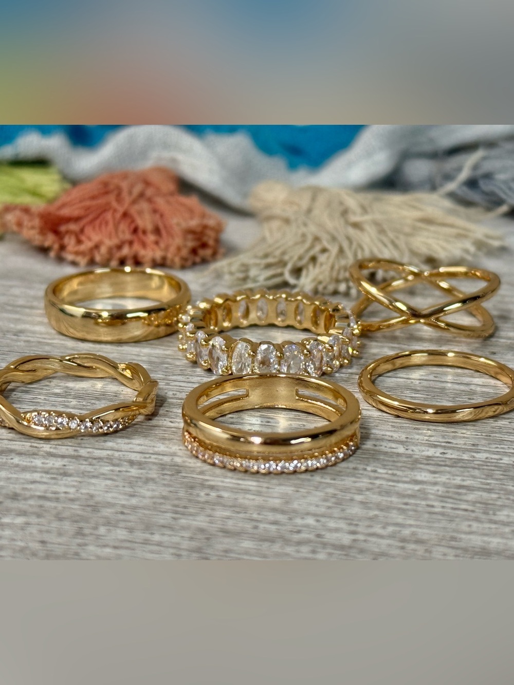 NWT Gold Cubic Zirconia Stackable Ring Set